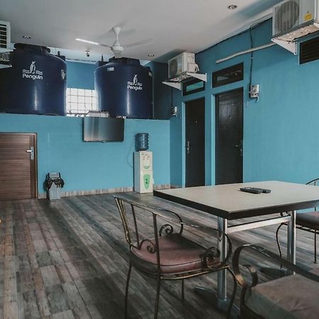 מלון ג'קרטה Reddoorz Near Rsud Koja מראה חיצוני תמונה